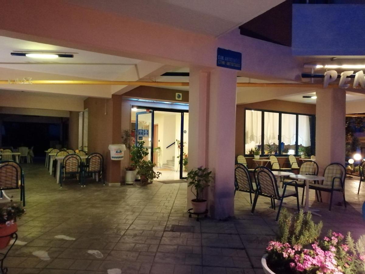 Hotel Eleni Paralia Dionisiou Zewnętrze zdjęcie